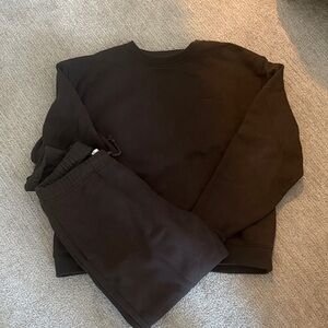 SET Active Black Sweatshirt and Pants Set
